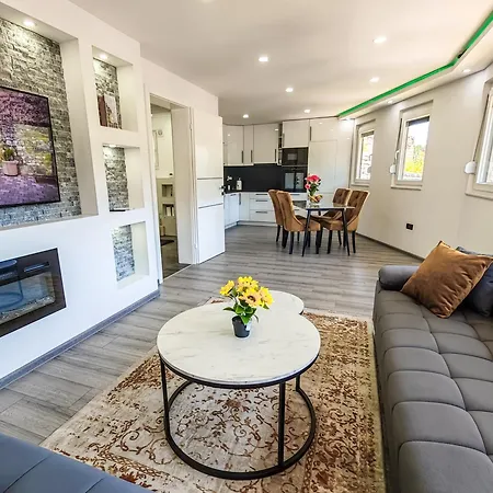 The Crown Panorama Apartamento *