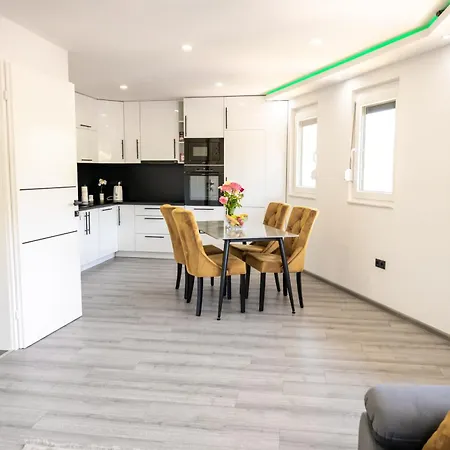 The Crown Panorama Apartamento